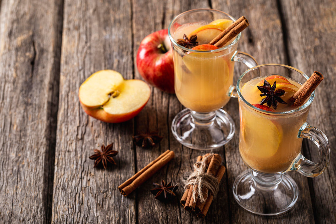 Spiced Apple Juice with Cinnamon and Nutmeg